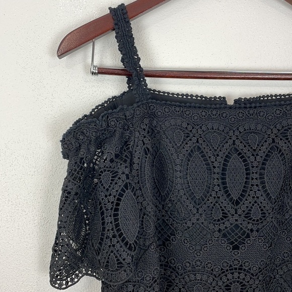 WHITE House Black Market OTS Lace Shift Dress - Picture 5 of 12